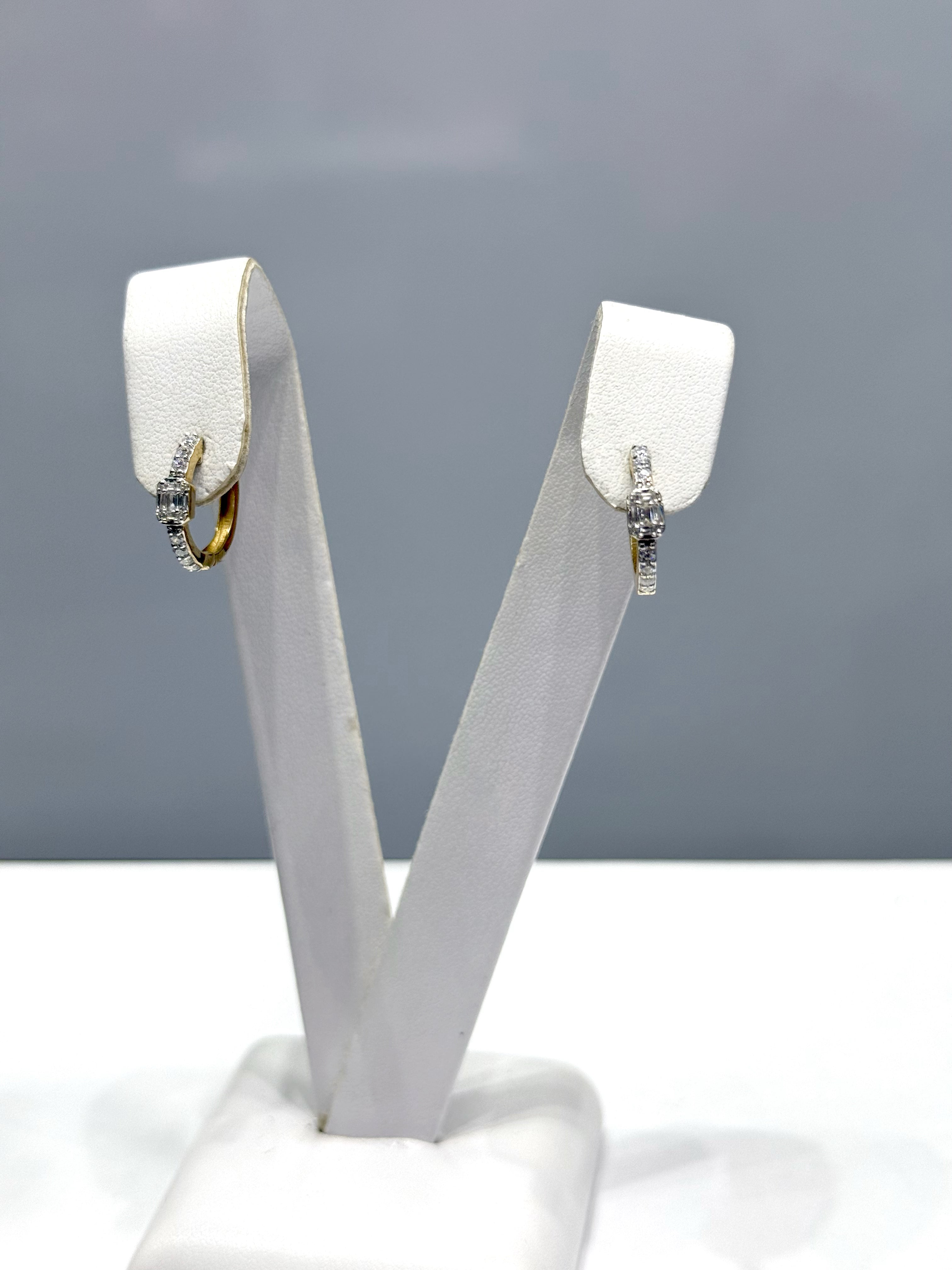 Aretes ring